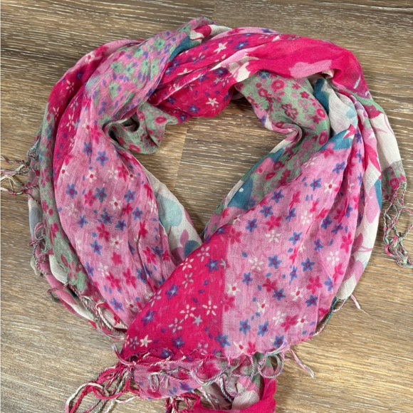 Accessories - Floral Patterned Scarf in Pink and Blue